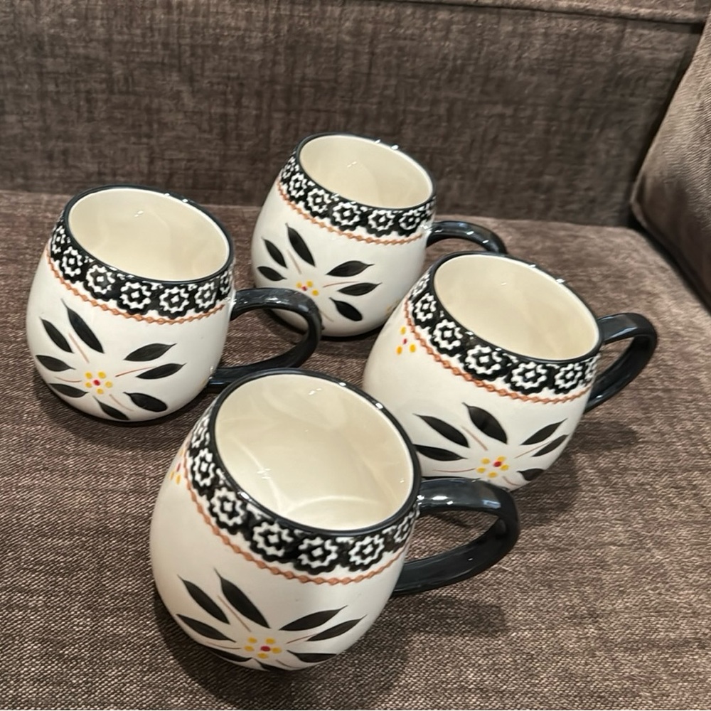 Temptations black old world 14 ounce mugs